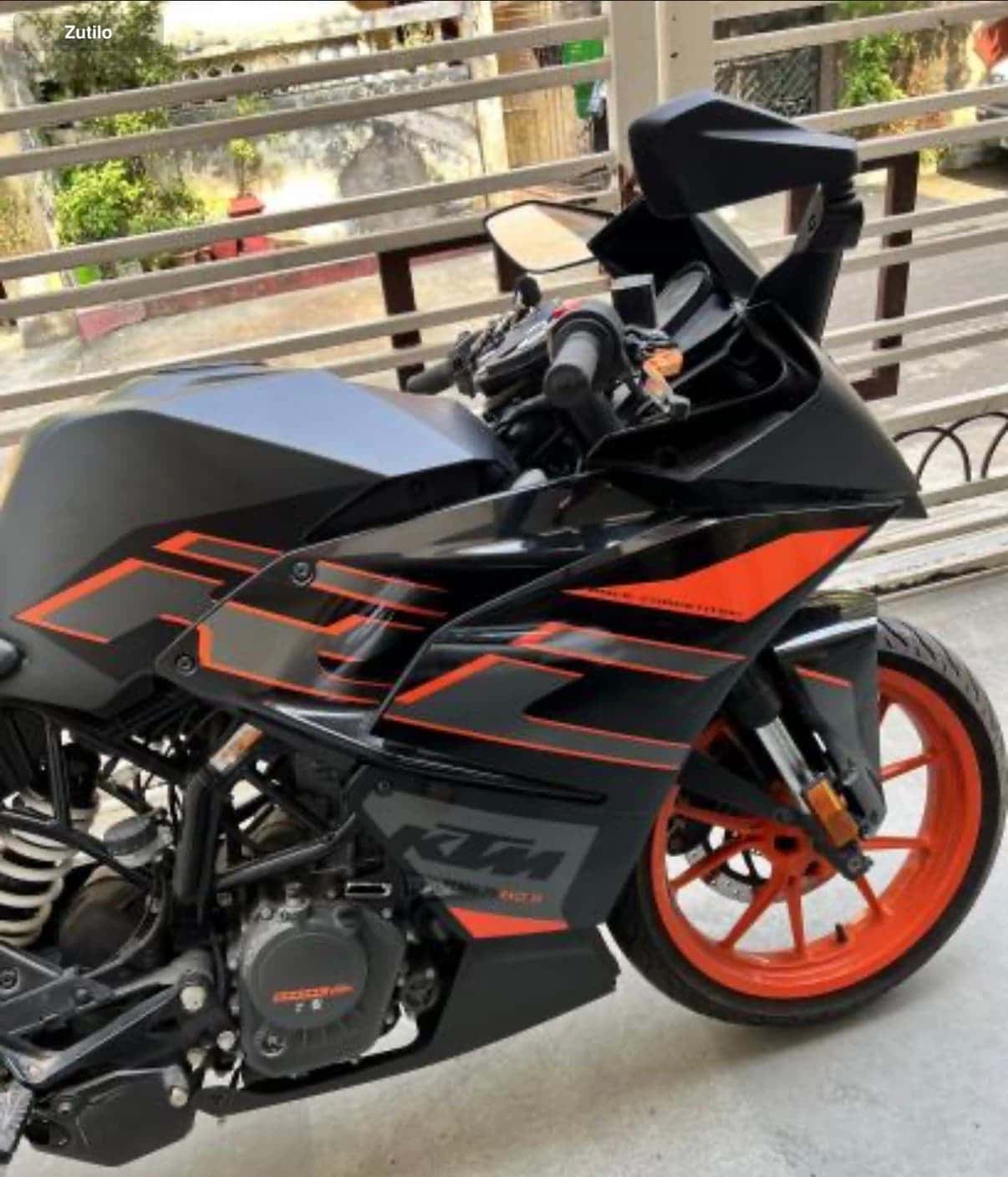 KTM RC 200 - 2020 Model