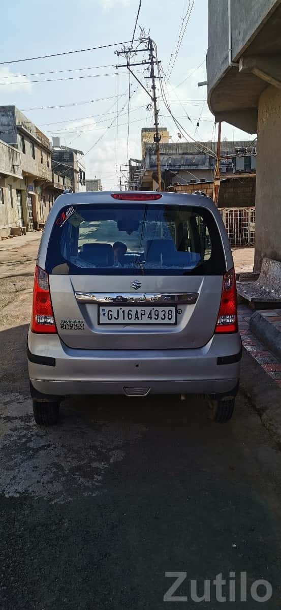Maruti Suzuki Wagon R Silver Family Car