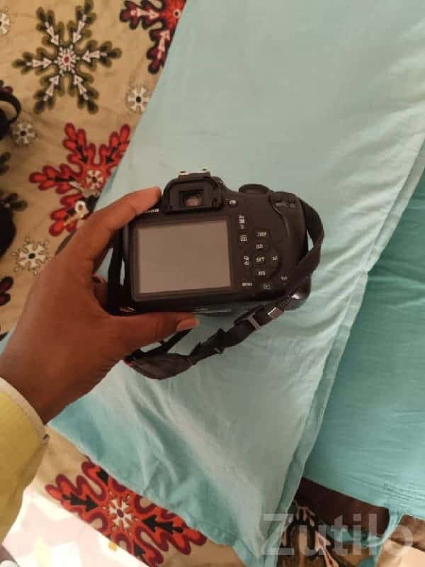 Canon DSLR Camera with LCD Screen