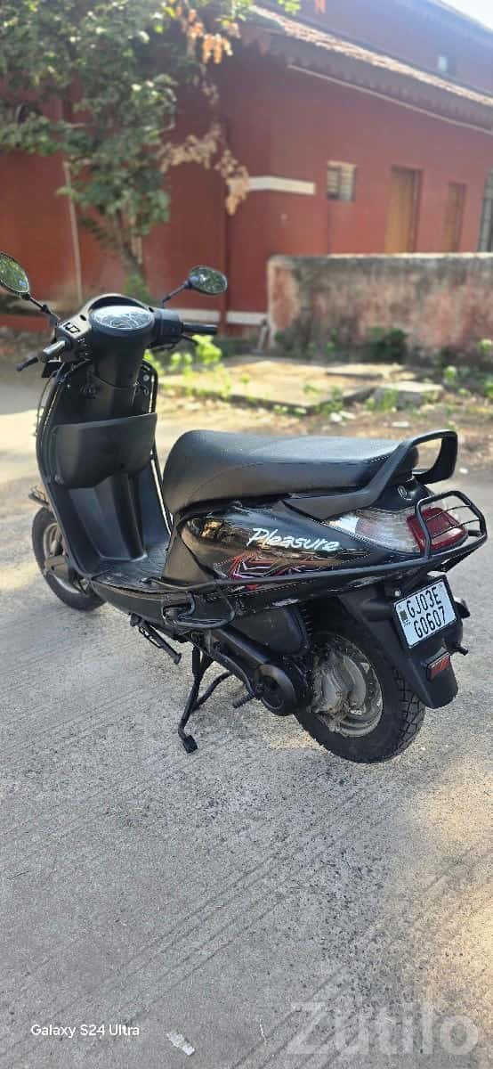 Hero Pleasure 2011 Scooter for Sale