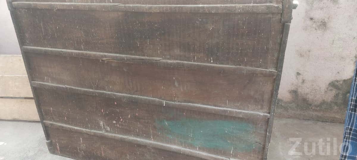 Solid Sheesham Wooden Cot / Majuh Bed