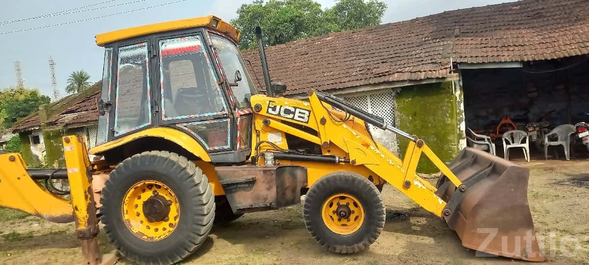 JCB Backhoe Loader 2010 Model for Sale