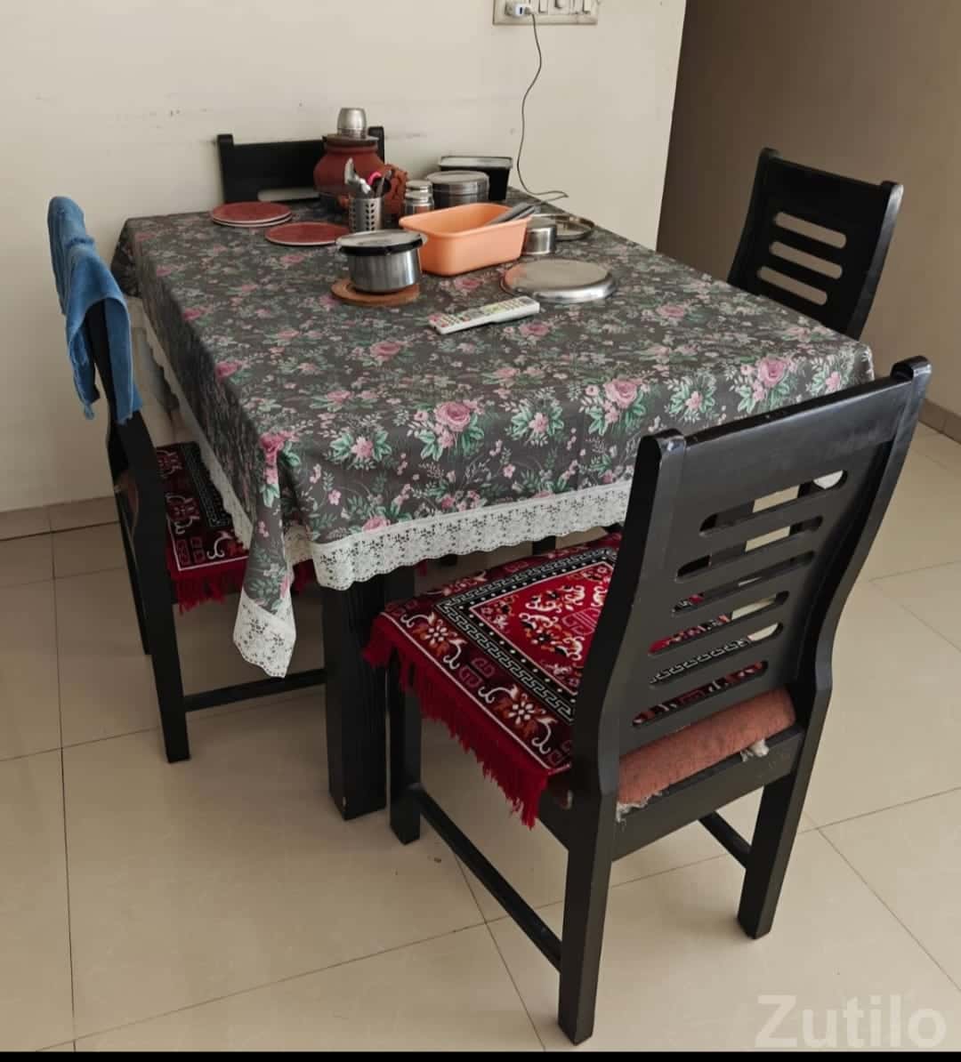 4 chairs+wooden dining table with glass top for urgent sale