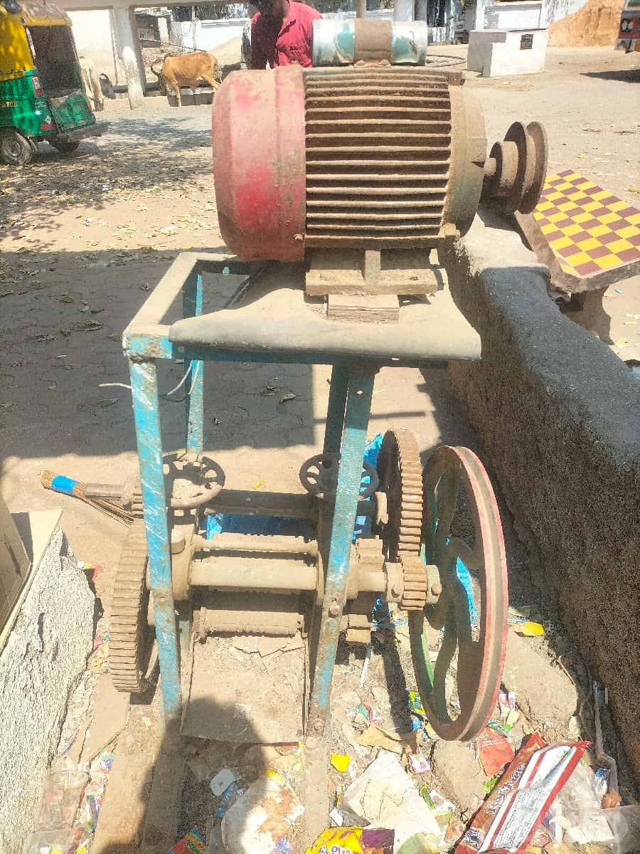 Used Electric Ice Crushing Machine Set