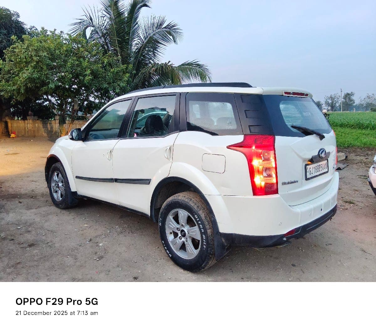 XUV w8 image 3