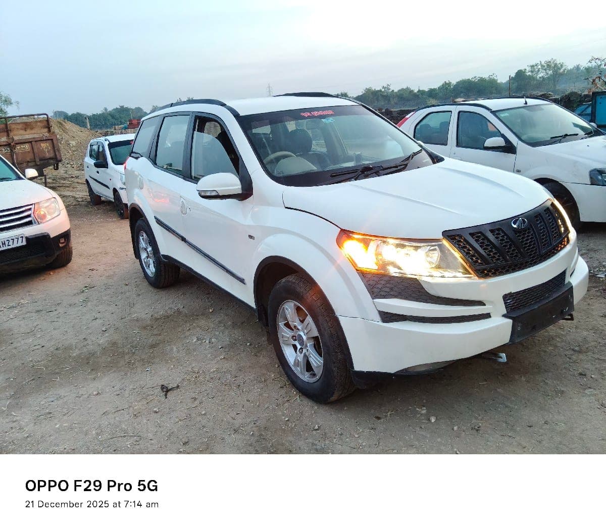 XUV w8 image 4
