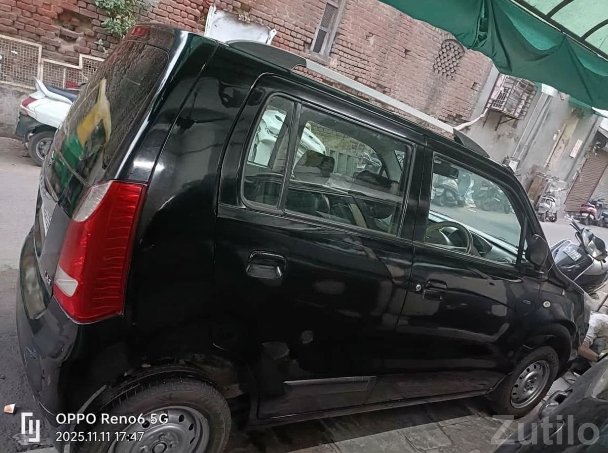 Black Maruti WagonR Used Petrol Car image 2