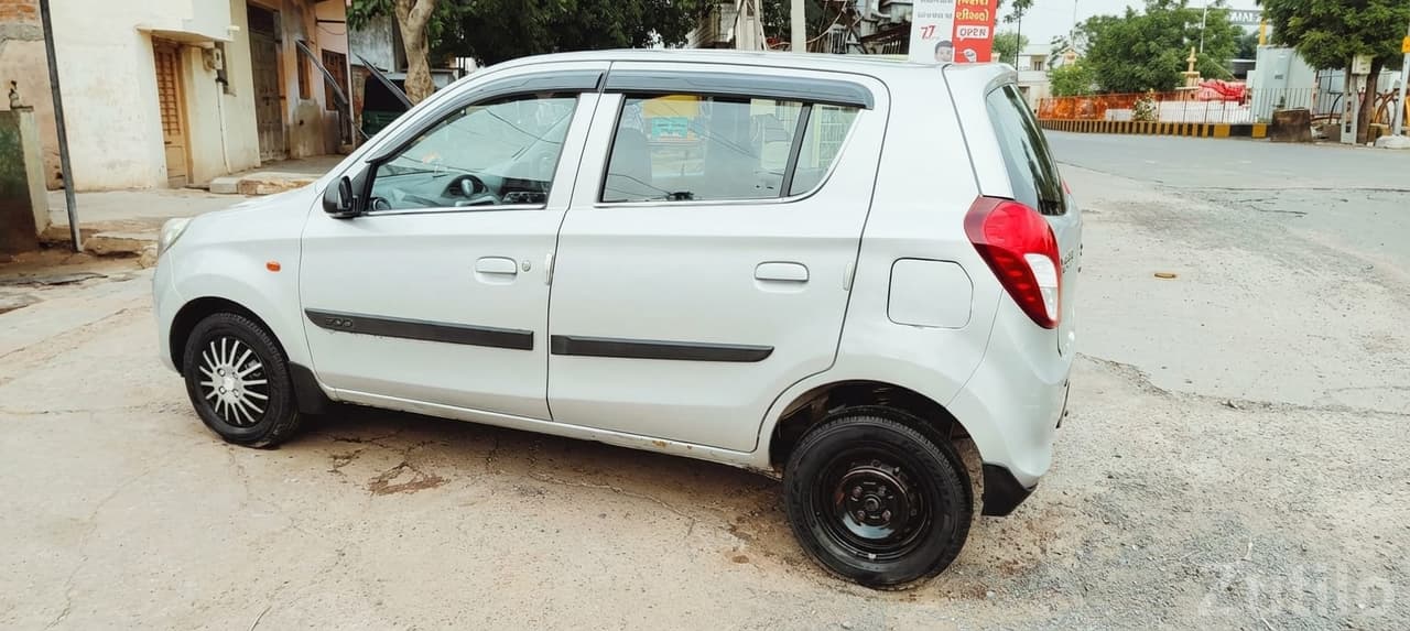 Maruti Suzuki Alto 800 LX – White Hatchback image 2