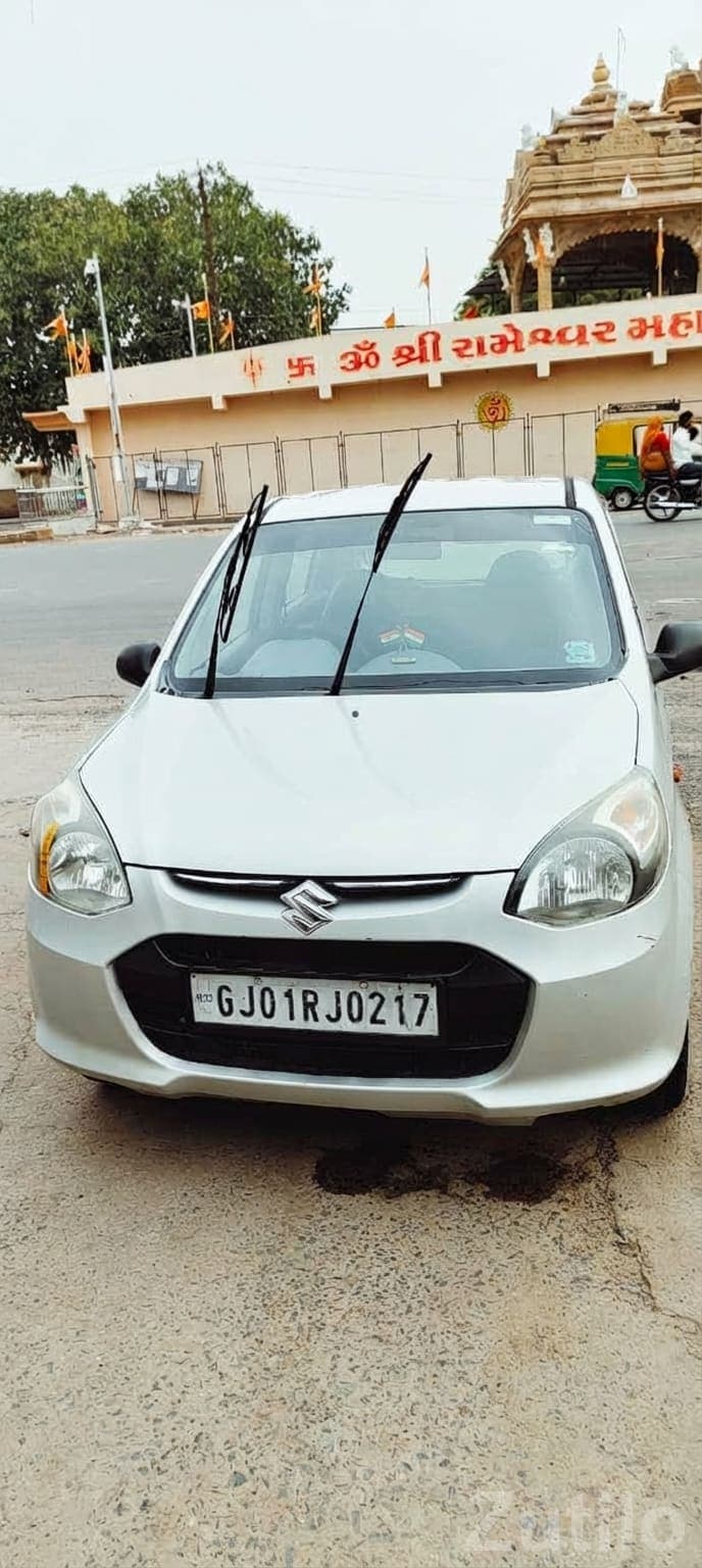 Maruti Suzuki Alto 800 LX – White Hatchback image 3