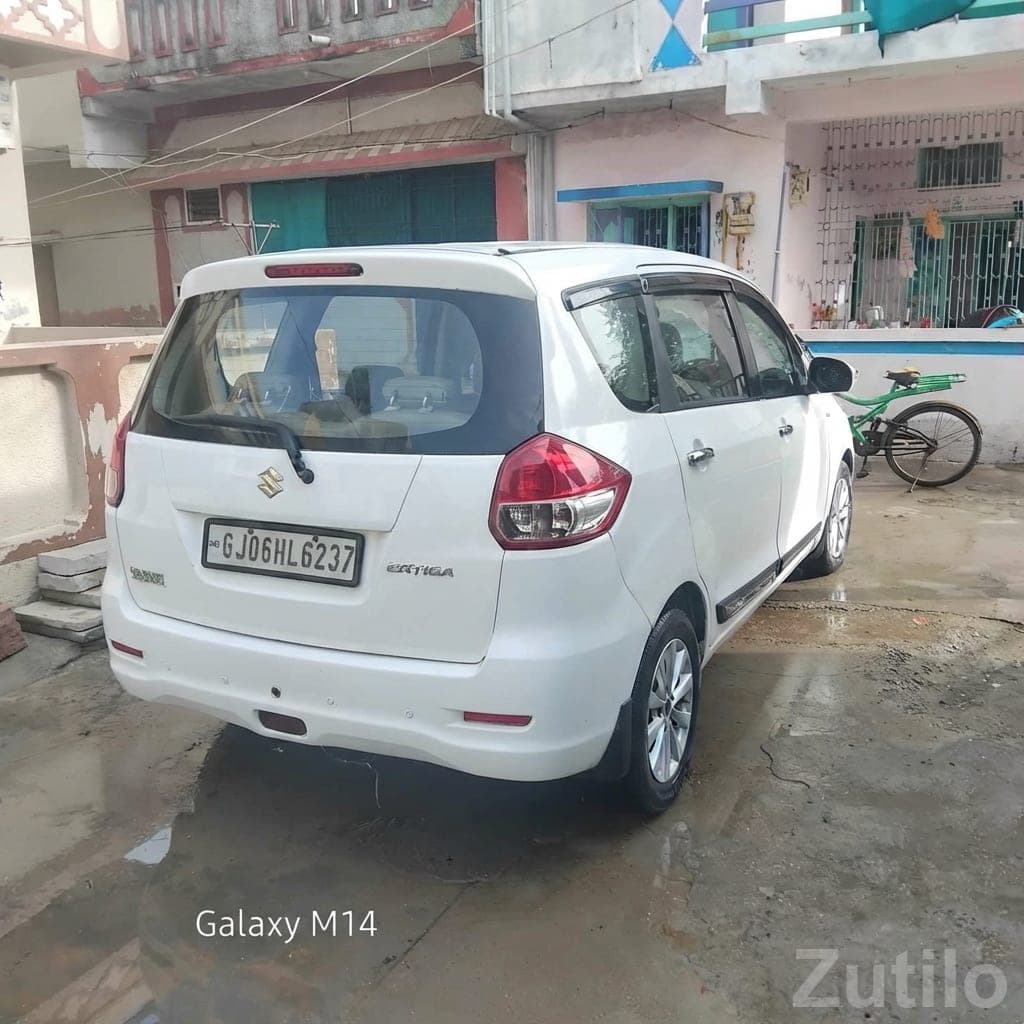 White Maruti Suzuki Ertiga MPV image 2