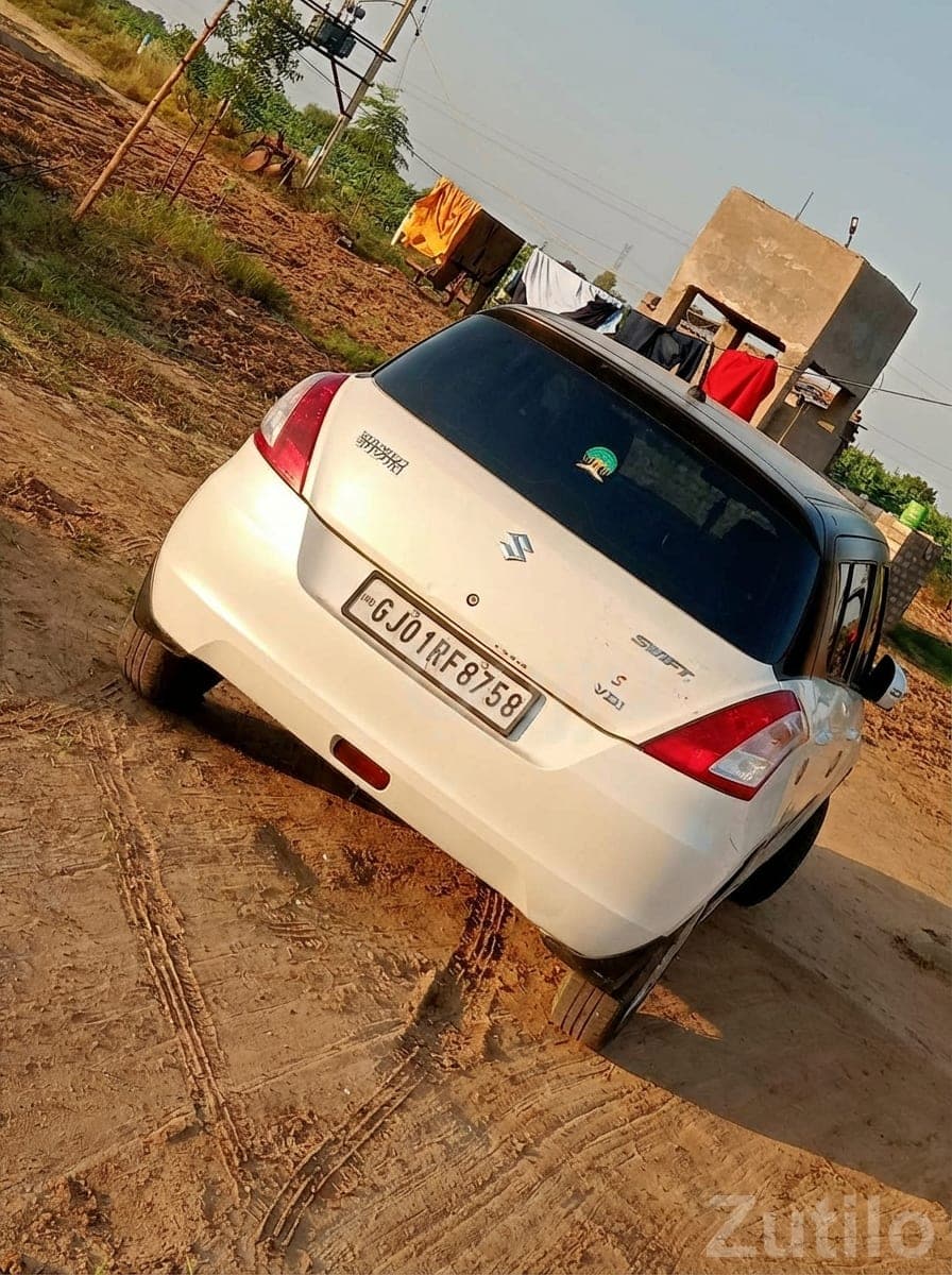 White Maruti Suzuki Swift DZire, Owner 2 image 2