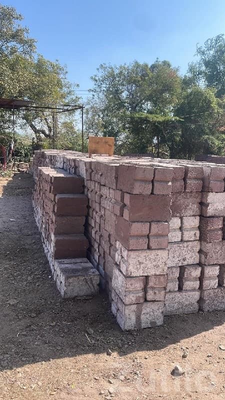 High Quality Cement Bricks for Plots image 2