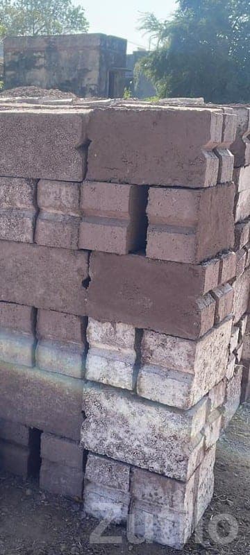 High Quality Cement Bricks for Plots image 3
