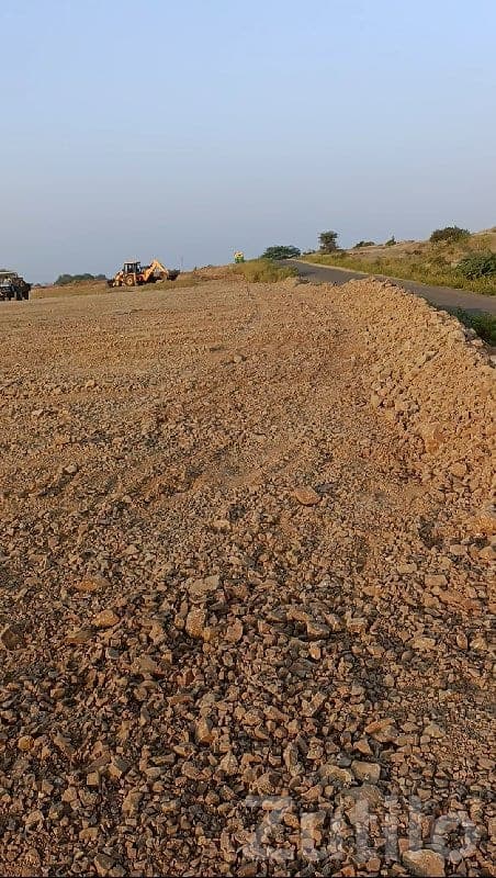 Level Open Land Plot in Upleta image 2