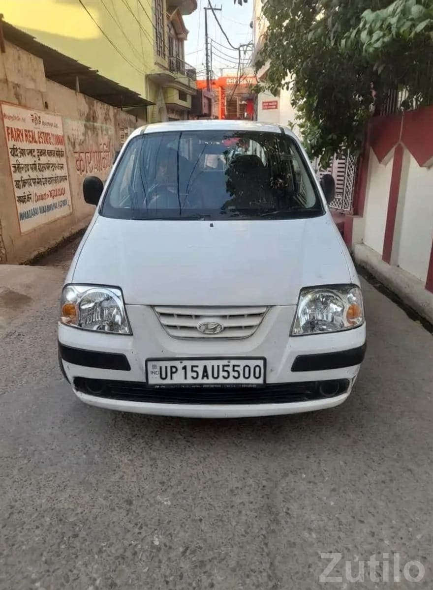 Hyundai Santro Petrol – Reliable City Car image 2