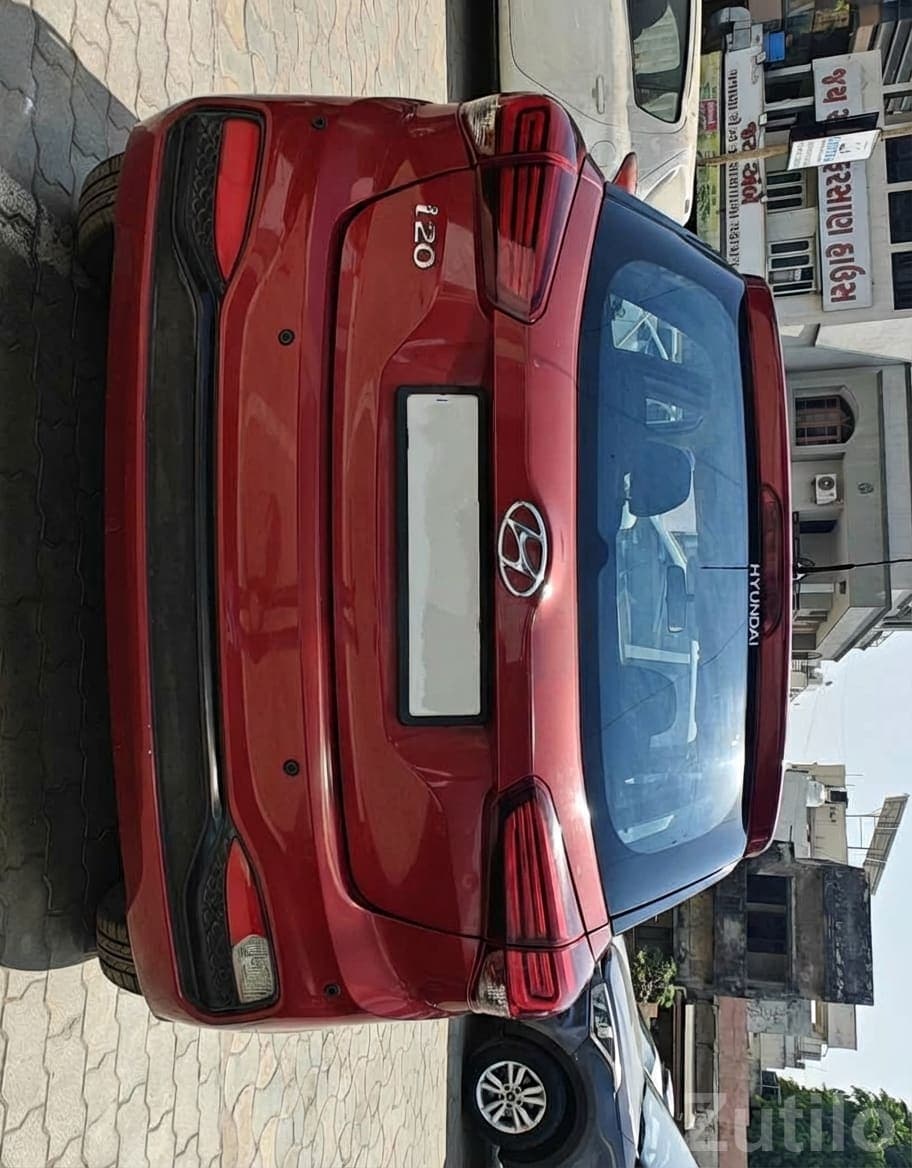 Red Hyundai i20 Sporty Hatchback