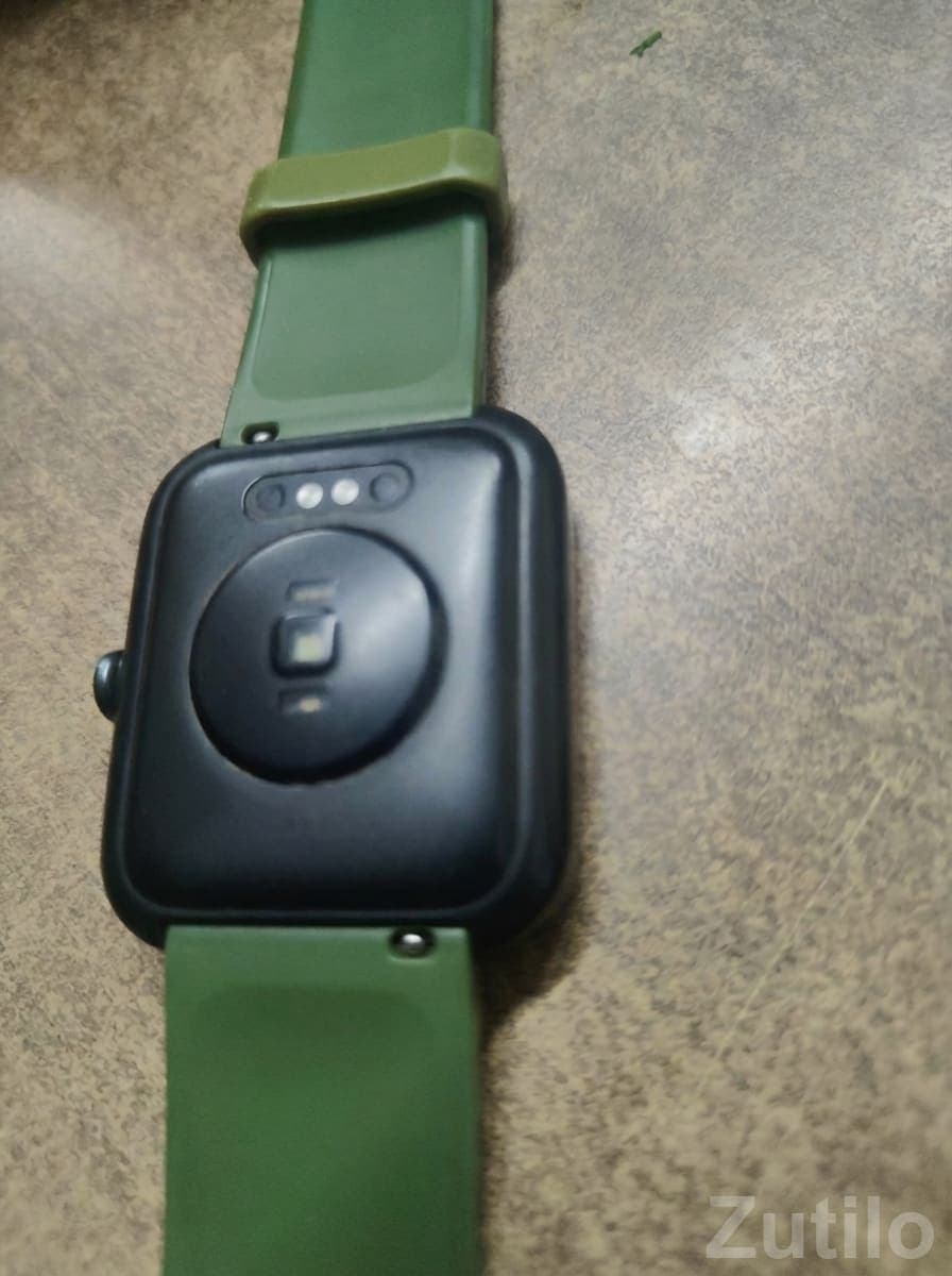 boAt Smart Watch with Green Strap image 2