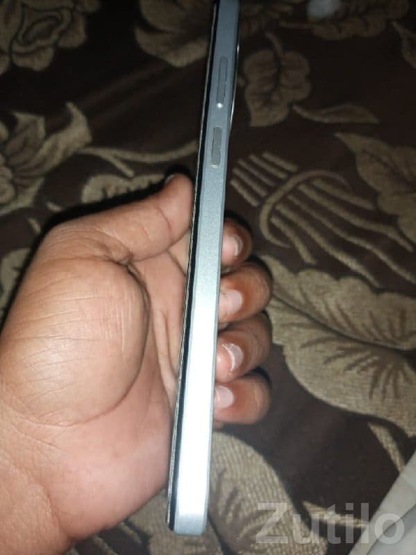 OPPO A3x White Dual Camera Phone image 3