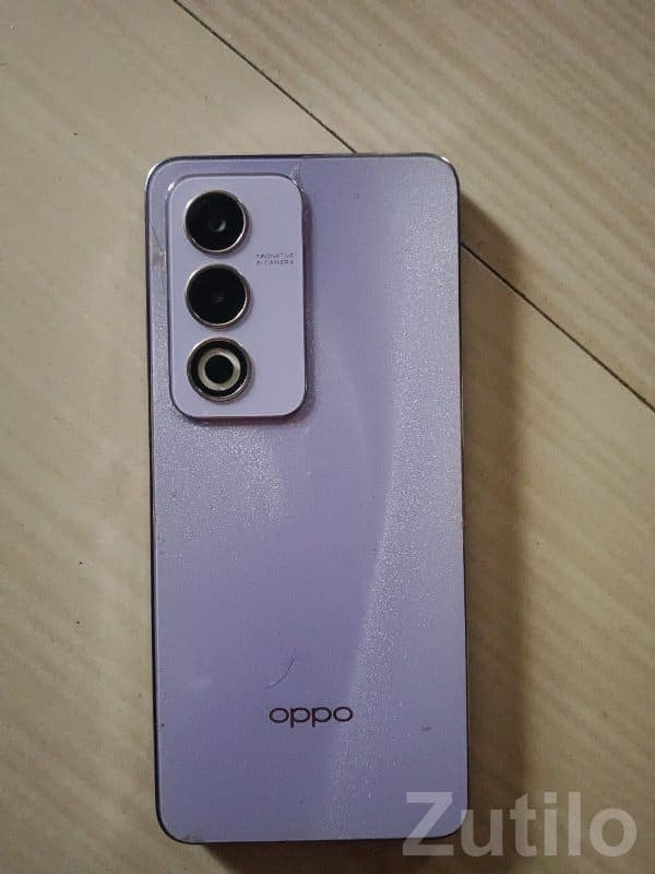 OPPO Violet 5G Phone with Triple Camera