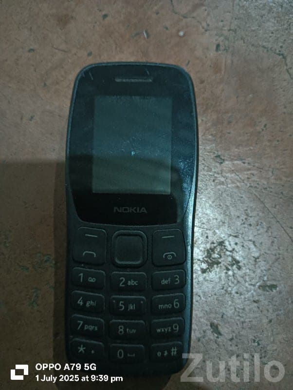 Nokia Classic Keypad Phone Black image 2