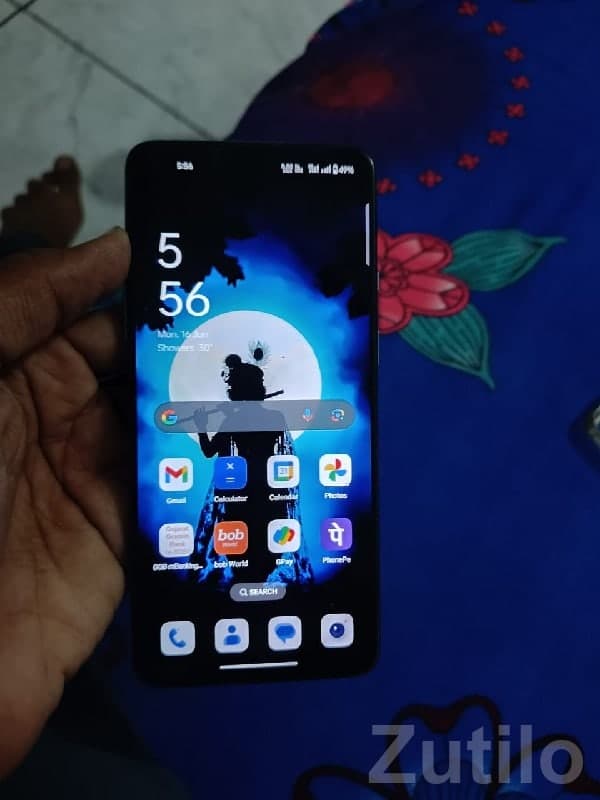 OnePlus Smartphone with AMOLED Display image 2