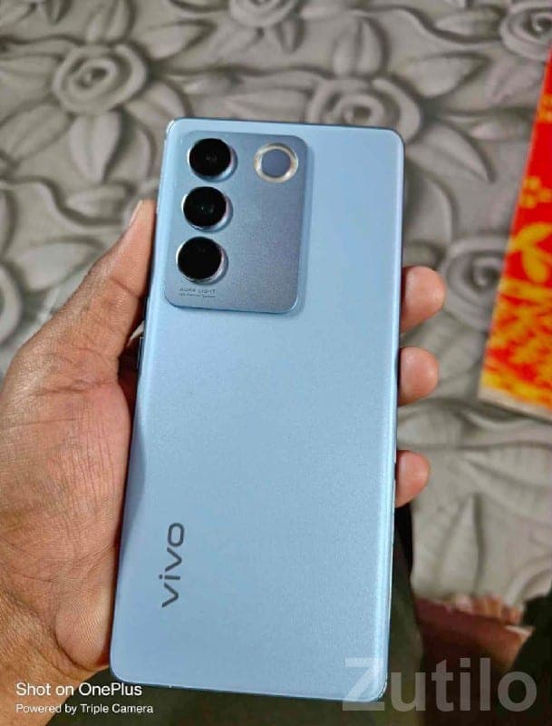 Vivo V27 5G Sky Blue with Box image 2