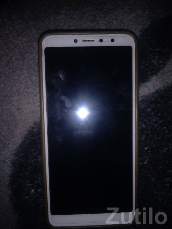 Used White Bezel Android Smartphone