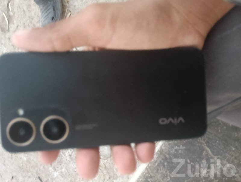 Sturdy Android Smartphone with Case image 2