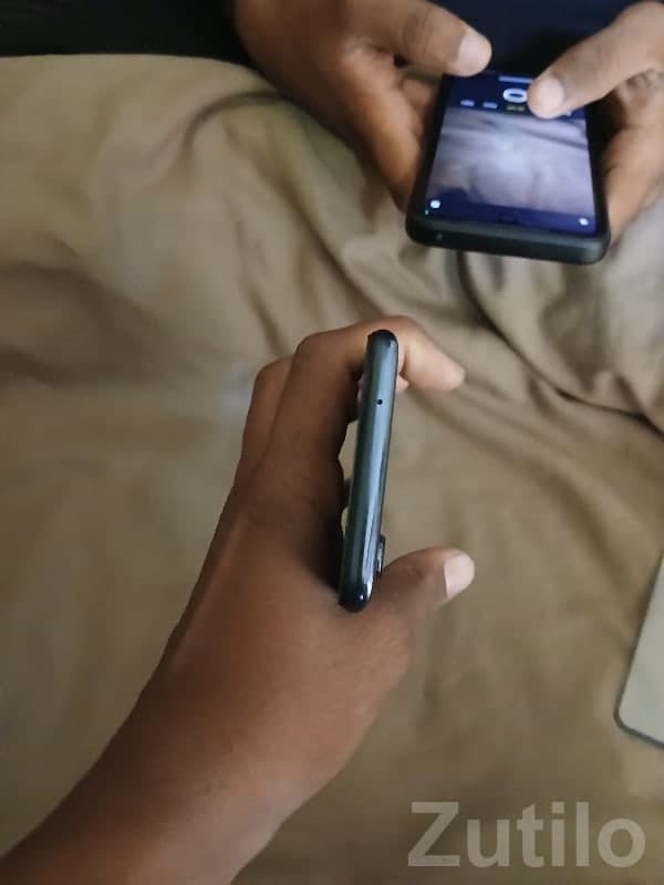 OnePlus Nord 5G Grey Smartphone image 3