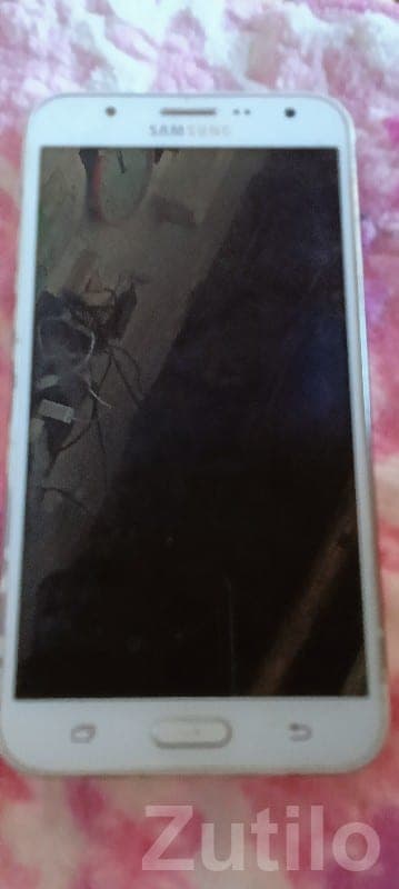 Samsung White Android Mobile Phone image 3