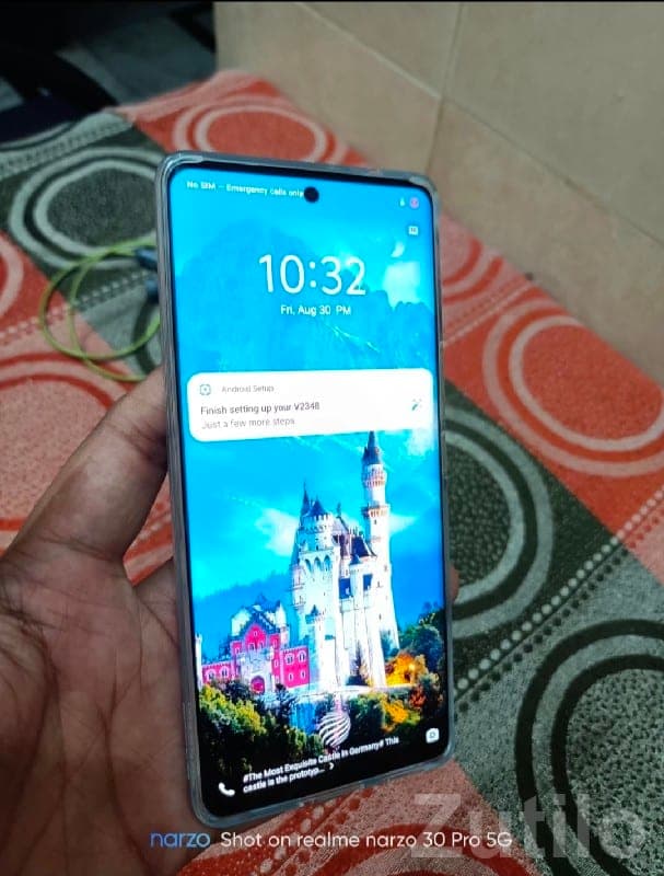 Vivo V40 5G Mint Green ZEISS Camera image 2