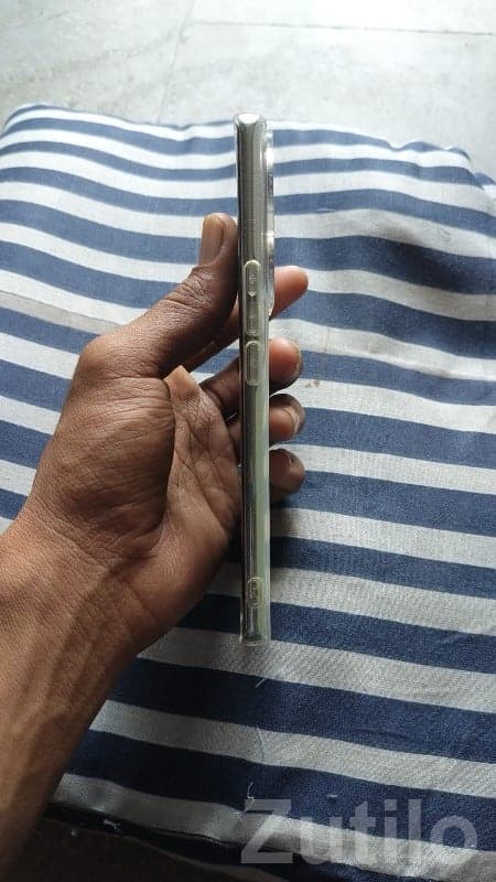 Vivo smartphone dual camera for sale image 2