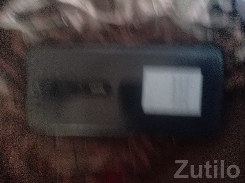 Redmi 8 Smartphone With Faulty Display image 3