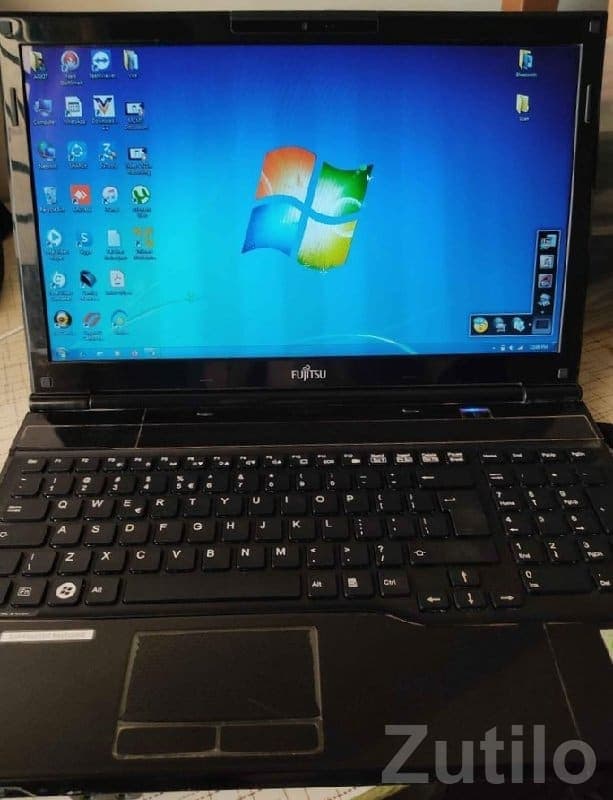Fujitsu Windows 7 Laptop 4GB RAM