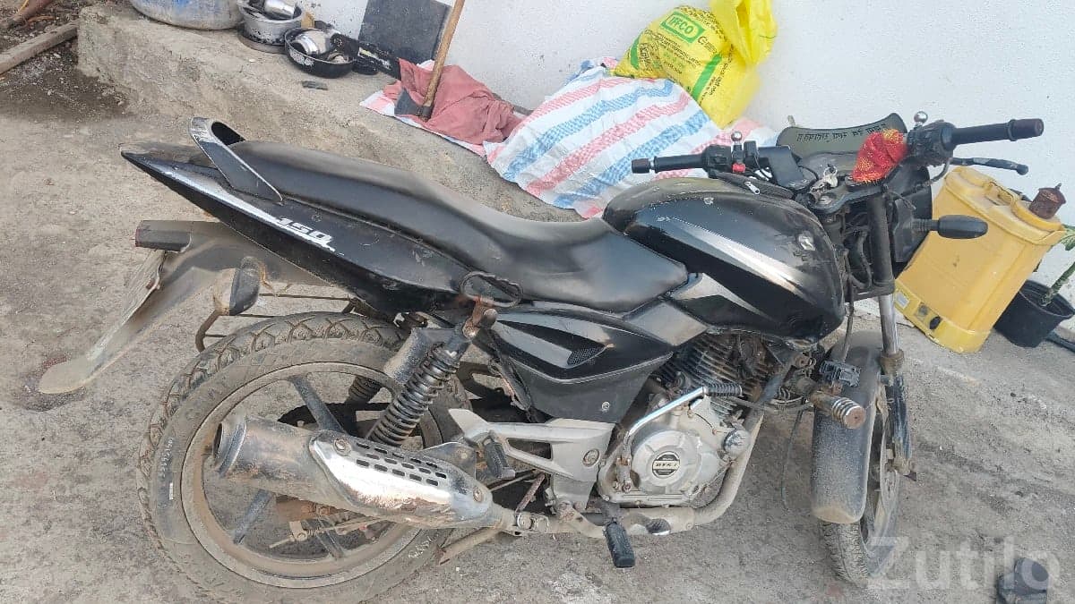 Bajaj Pulsar 150 2015 Used Bike image 3