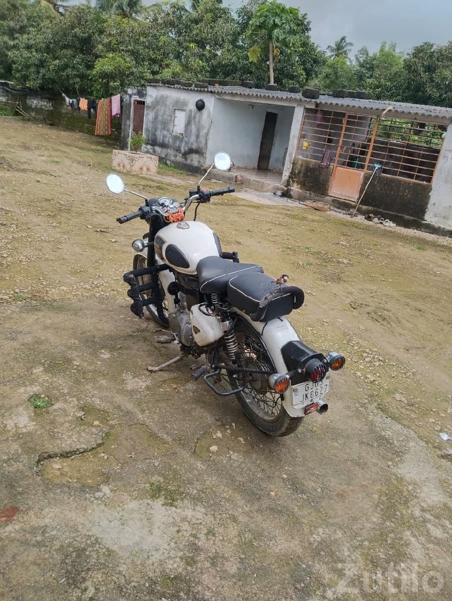 Royal Enfield Bullet 2016 Used Bike image 3
