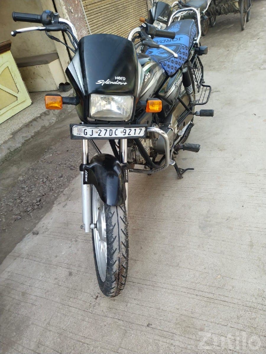 Hero Splendor 2019 Bike for Sale image 2