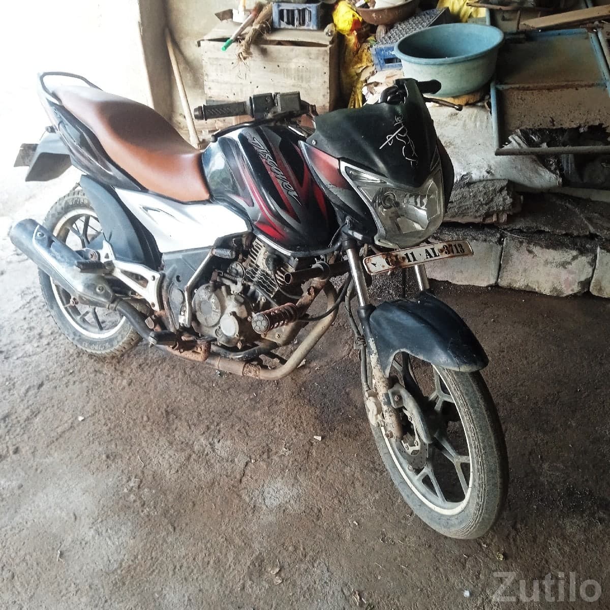 2013 Bajaj Discover used bike for sale image 1