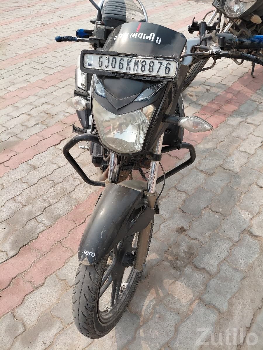 Hero Xtreme Sports 2017 Used Bike image 3