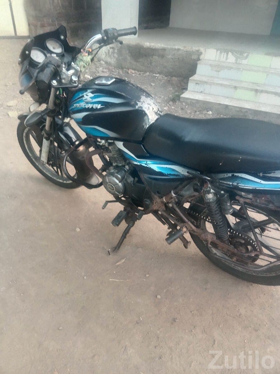 Bajaj Discover 100 Bike 2012 Model image 2