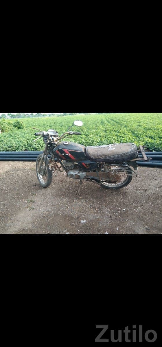 Suzuki Max 100 Used Bike for Sale image 2