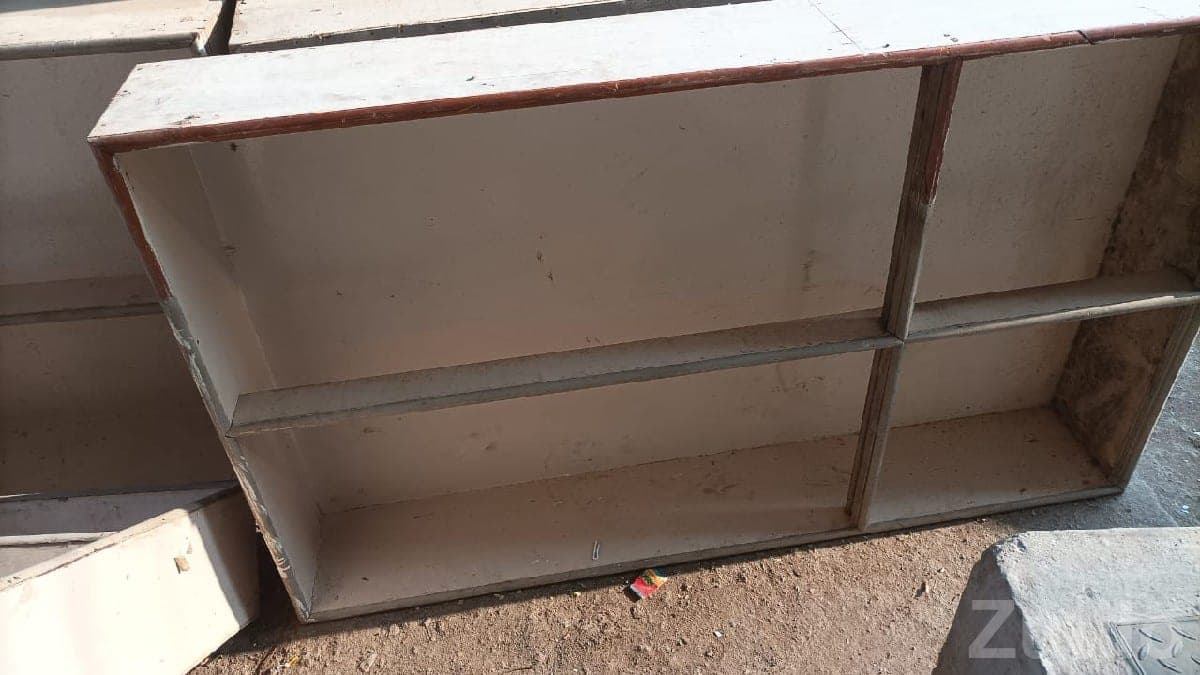 Shop Counter and Small Tables Set image 2