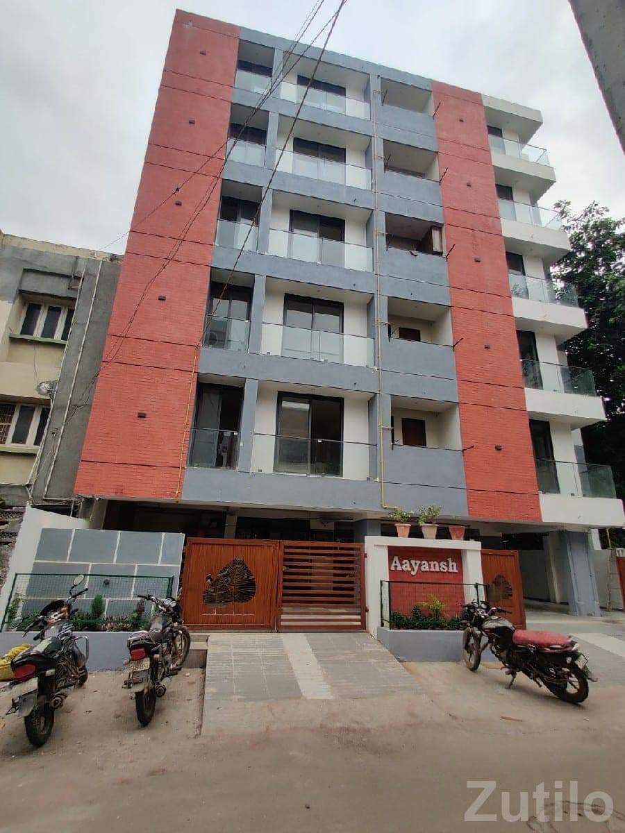 Spacious 3BHK Flat for Sale Jamkandorna image 2