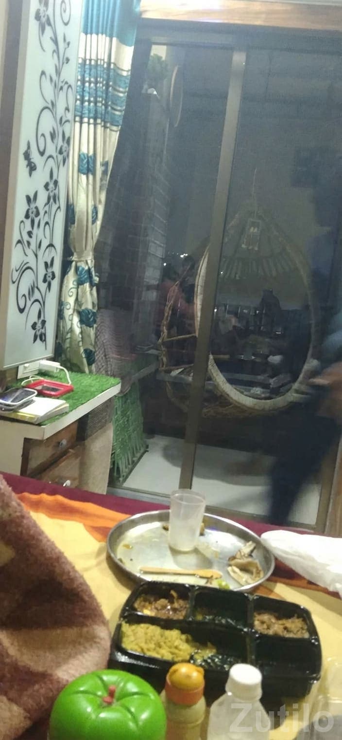 Flat for Sale in Kesar City Moraiya image 1