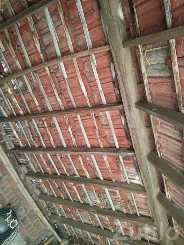 Used Roof Tiles with Wooden Beams 18x15