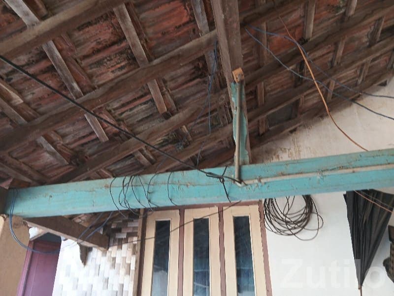 60 Ft Old Wooden Roof Structure for Sale image 3