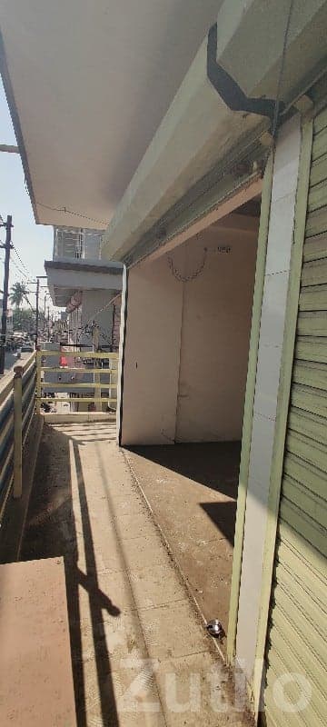 Commercial Shop for Sale in Ranavav Market image 2