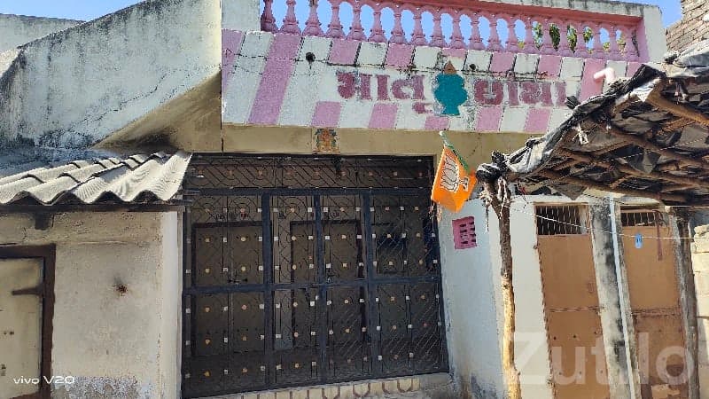 2 Room House for Sale in Upleta image 2