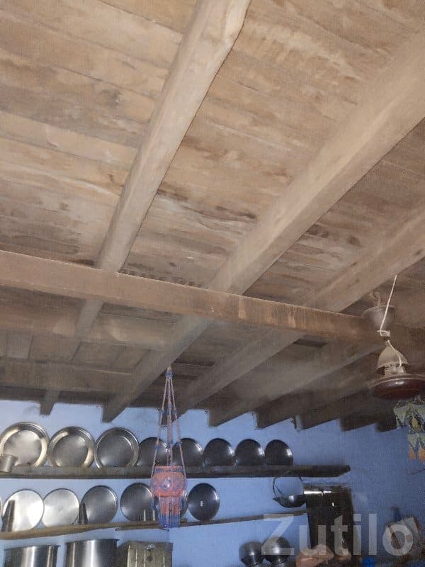 Old Village House for Sale in Savarkundla image 3