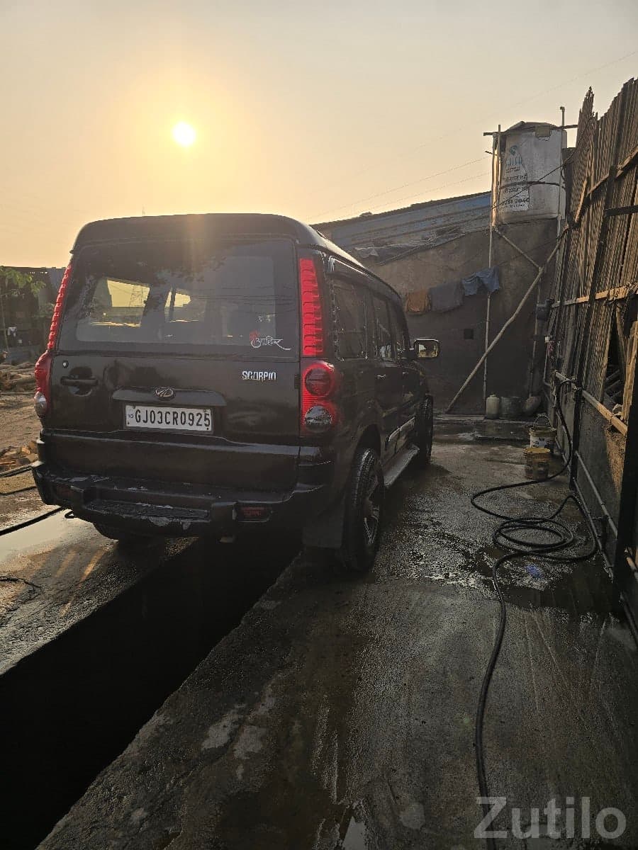 Mahindra Scorpio 2010 Diesel SUV for Sale - Cars - Kamrej - Image 3